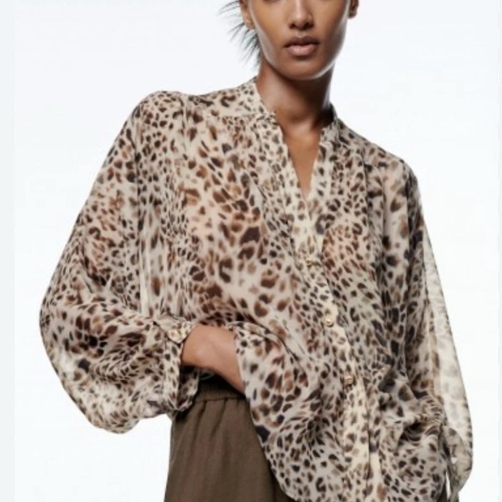 Zara Animal Print Top Size XS